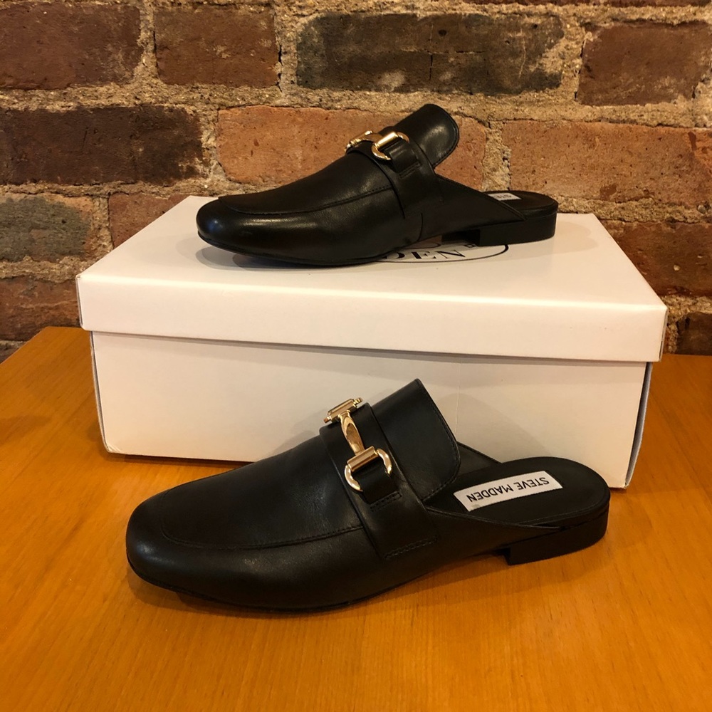 Steve Madden Black Wintour Mule